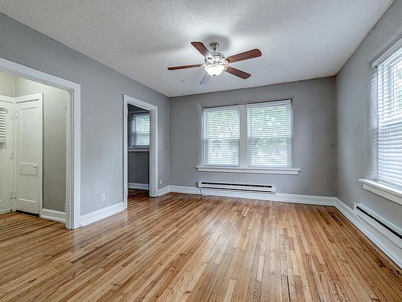 5th image of 2600 Bellevue Ave APT A