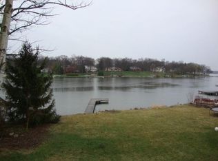 741 Mill St, Delafield, WI 53018