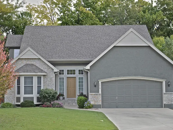 6049 Brownridge St, Shawnee, KS 66218