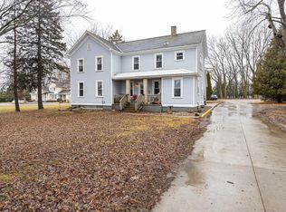9651 Clayton Ave, Neenah, WI 54956
