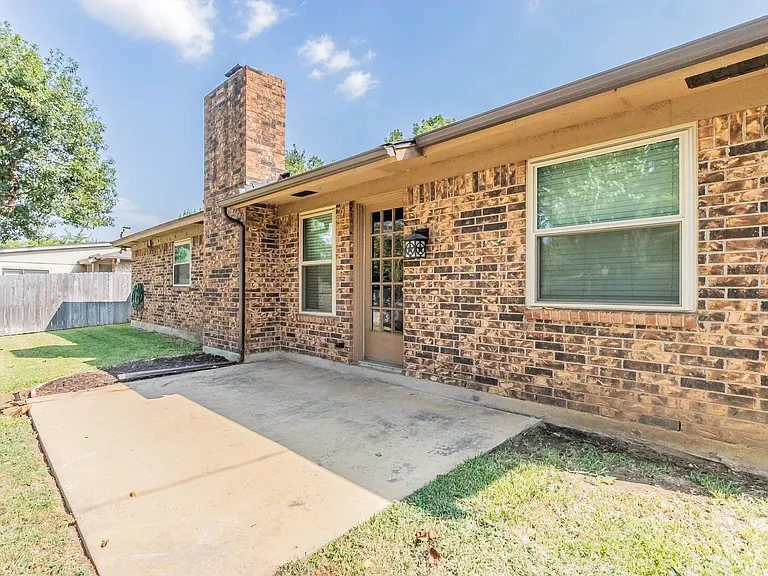 2013 Memphis Dr — Photo 32