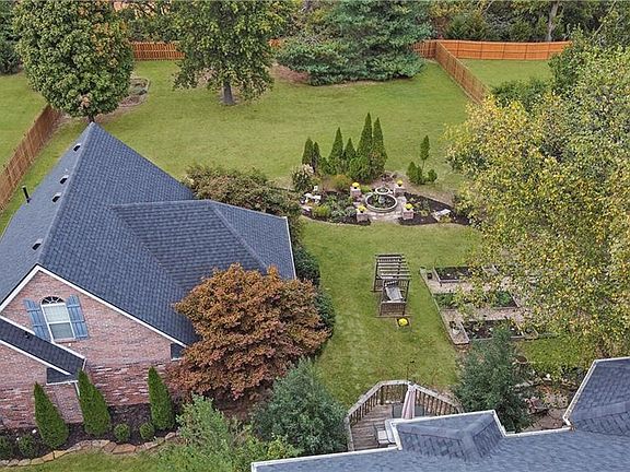 2nd image of 4417 W Blossom Way Dr