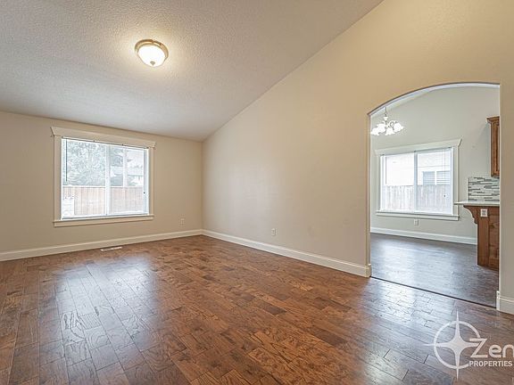 5th image of 3610 NE 163rd Ave