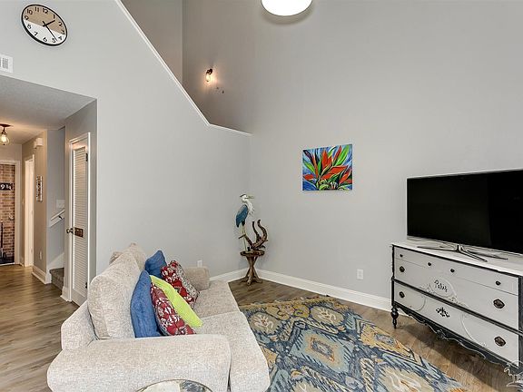 5th image of 4282 Brookside Dr #4283