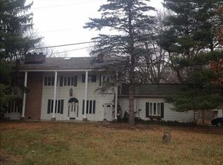 2990 W Sterns Rd, Lambertville, MI 48144