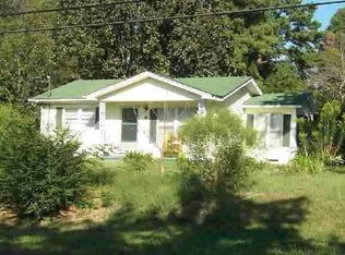 304 Park St, Atlanta, TX 75551
