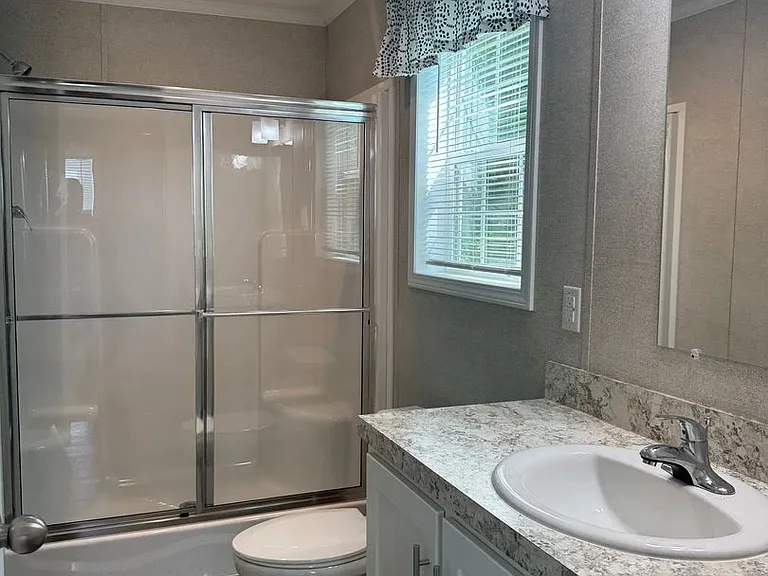 465 Royal Manor Rd #5 — Photo 4