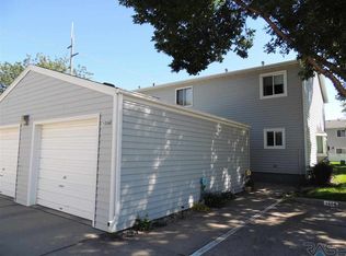 1206 S Bridgeport Pl #40, Sioux Falls, SD 57106