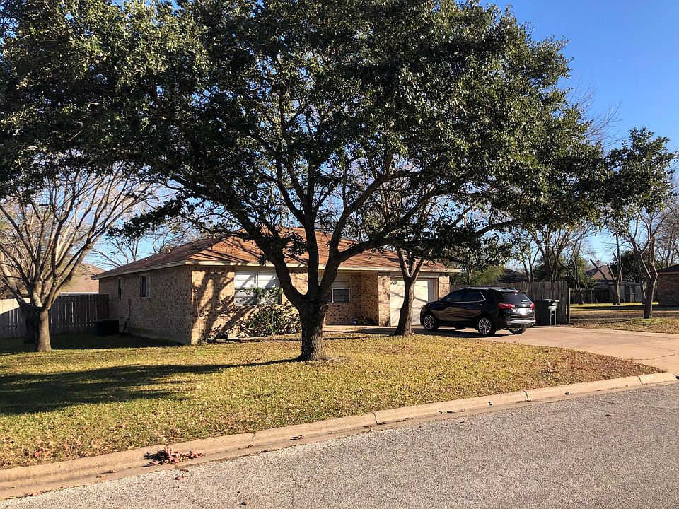 1st image of 2524 Bexar Grass Ct
