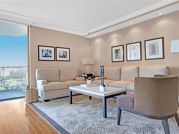 5th image of 19707 Turnberry Way APT 7D