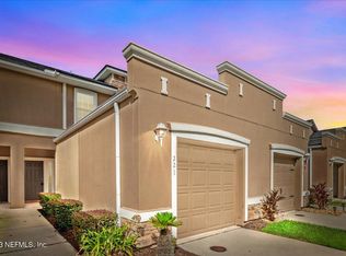 221 Leese Dr, Saint Johns, FL 32259