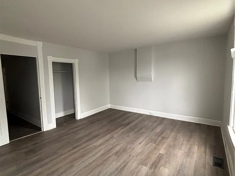 622-632 Lewis St #624 — Photo 8