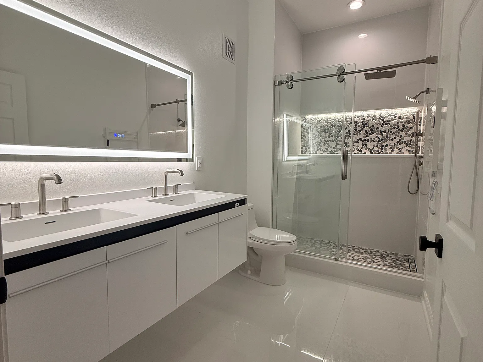 4 bed, 1690 sqft, $2,650 — Photo 4