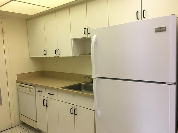 2nd image of 11950 NE 2nd Ave APT 111