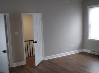 8 W Big Spring Ave, Newville, PA 17241