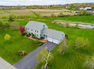 5 Wainwright Dr, Cape Elizabeth, ME 04107