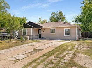 721 Apache Trce, Grand Prairie, TX 75051