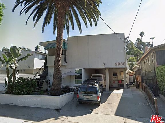 3rd image of 2030 Holly Dr
