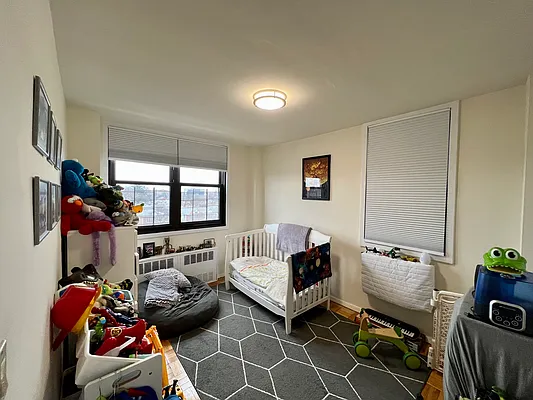 Rented by Nest Seekers International | media 4