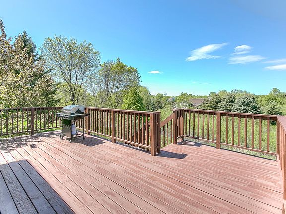 5th image of 2656 Horseshoe Ln