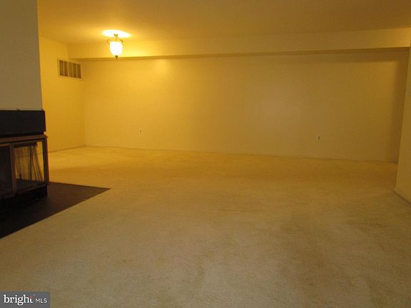 4th image of 110 Biscayne Ct APT 7