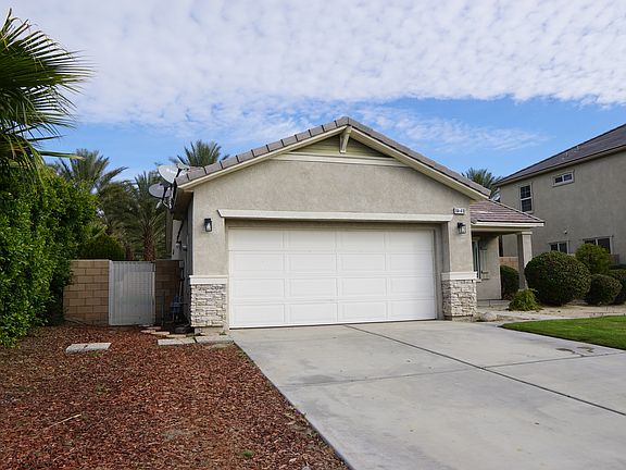 3rd image of 84410 N Sienna Cir
