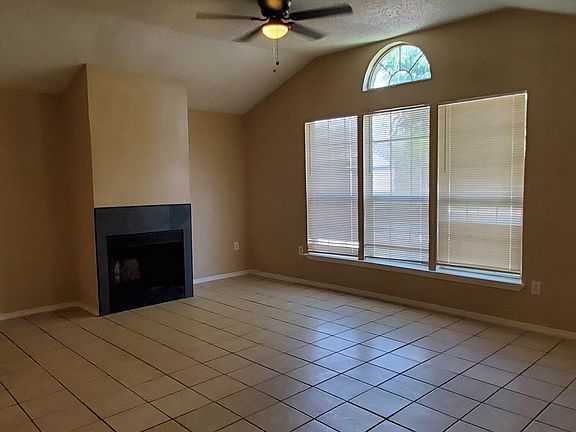 5th image of 5514 Park Lake