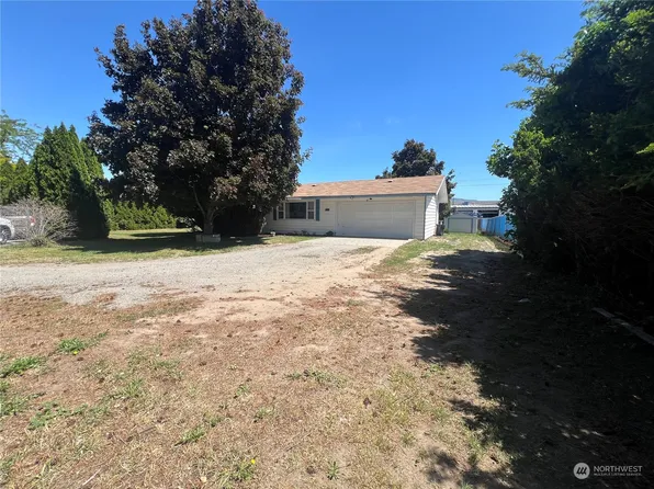 921 Corbaley Place, Wenatchee, WA 98801