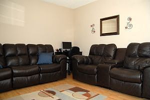 4th image of 2110 S Frankfort Ave