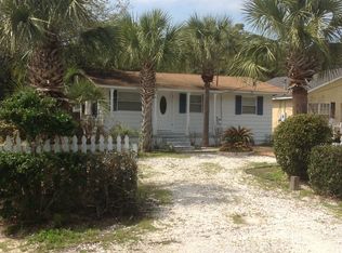 611 Pinetree Dr, Panama City Beach, FL 32413