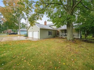 7585 Middle Ridge Rd, Madison, OH 44057