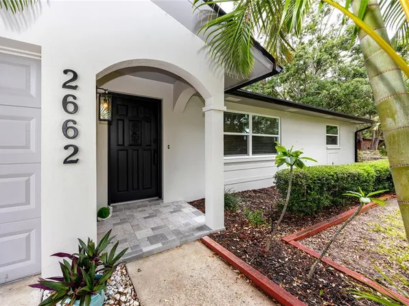 2662 Oakbrook Dr, Largo, FL 33770