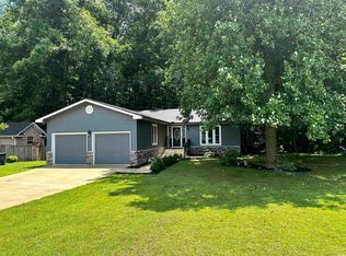 18 River Drive Est, Pangburn, AR 72121