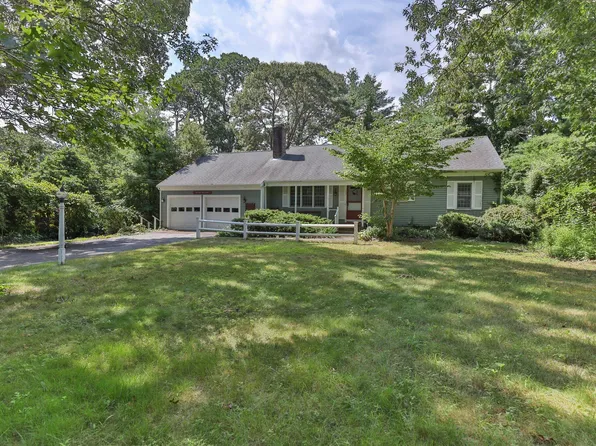 33 Ellis Circle, Yarmouth Port, MA 02675