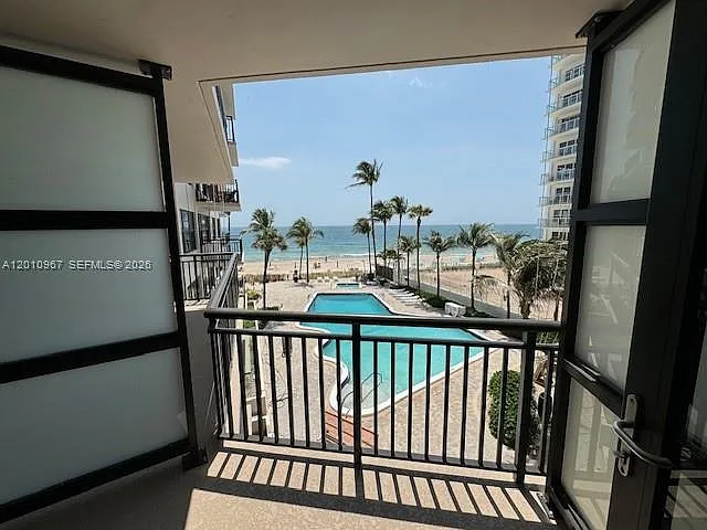 3800 Galt Ocean Dr #309 — Photo 24
