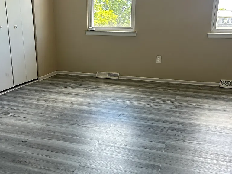 242 Daffodil Ct — Photo 5