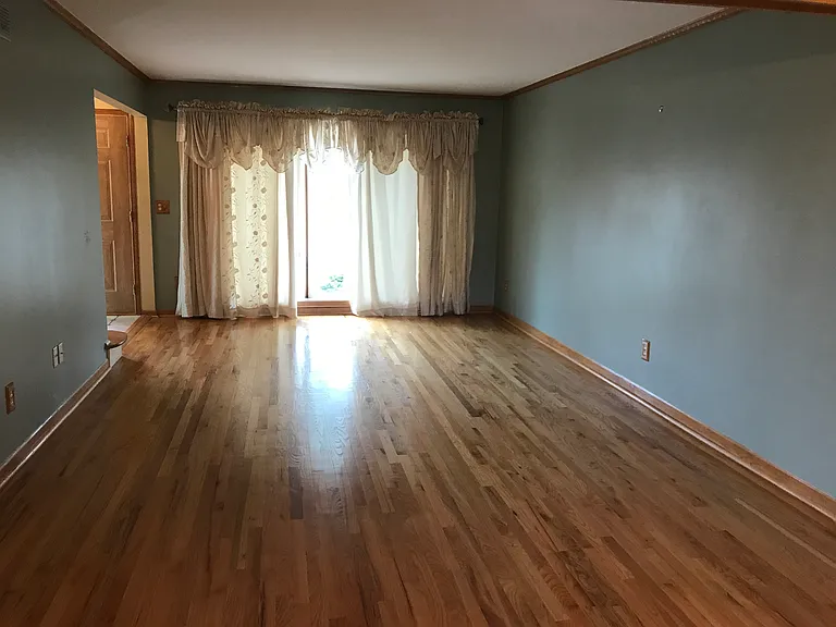 44227 Brandywyne Rd — Photo 7