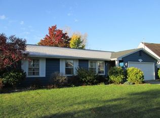 1805 Maple Ln, Garrett, IN 46738