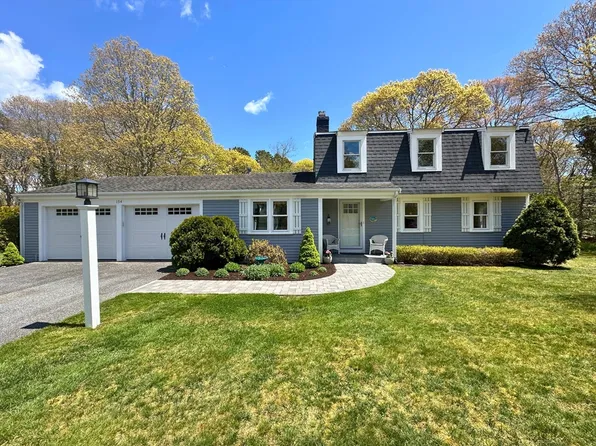 154 Longview Dr, Barnstable, MA 02630