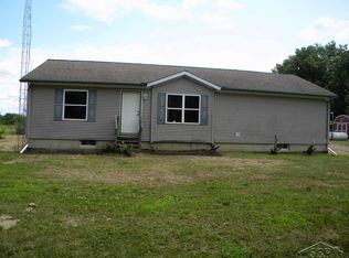 8235 S Vernon Rd, Durand, MI 48429