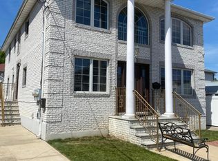 14739 18th Ave FLOOR 2, Whitestone, NY 11357
