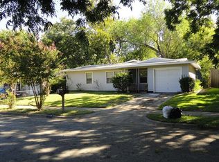 1106 E Inwood Dr, Arlington, TX 76010