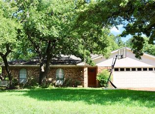 1304 Hawk Tree Dr, College Station, TX 77845