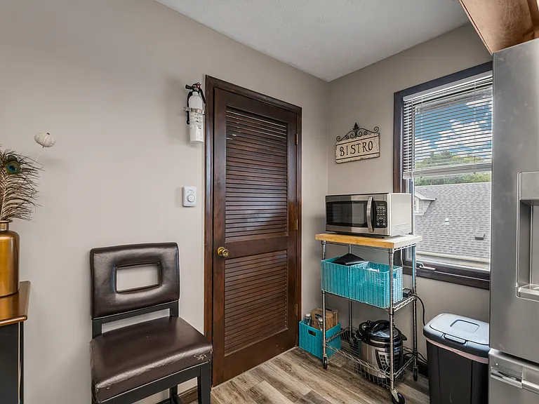 5008 NW Radial Hwy #2 — Photo 21
