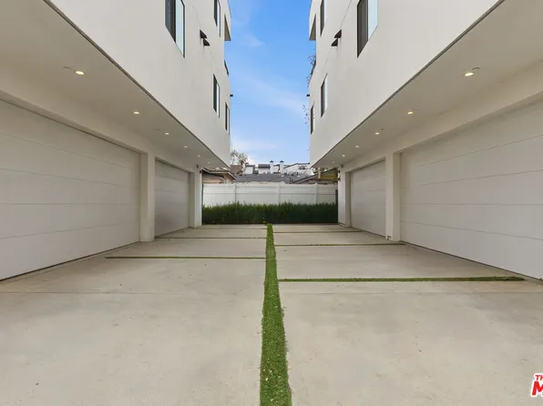 13822 Oxnard St, Van Nuys, CA 91401