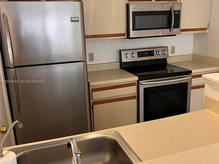 4581 W McNab Rd #20 — Photo 18