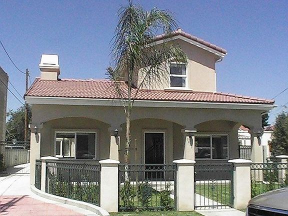 2nd image of 3023 Sastre Ave