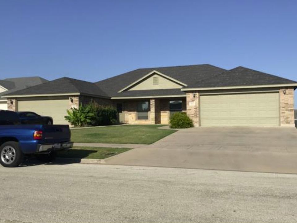 1st image of 3842 & 3844 Carrera Ln