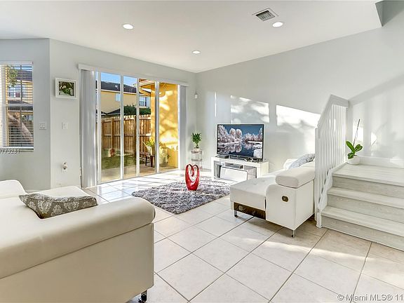 4th image of 24716 SW 109th Ct #24716