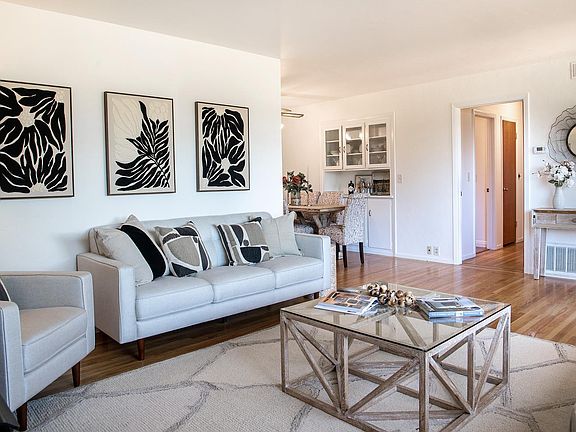 5th image of 7949 Tocchini Street